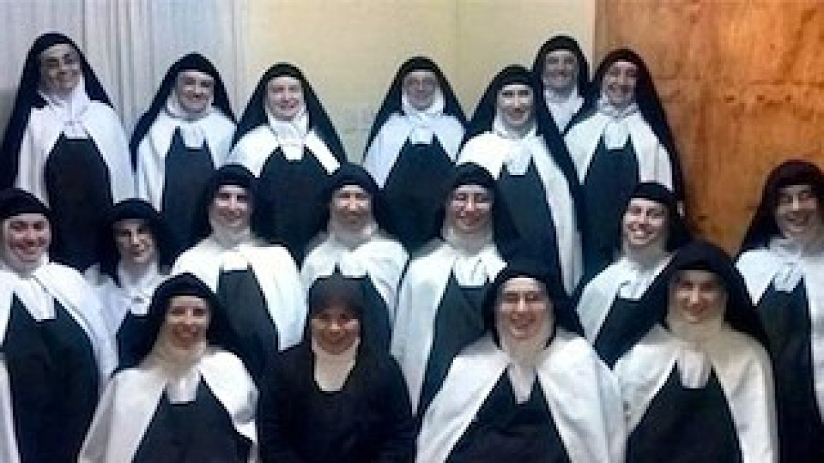 Las carmelitas de Nogoyá vieron interrumpida su vida contemplativa por la irrupción de la policía.