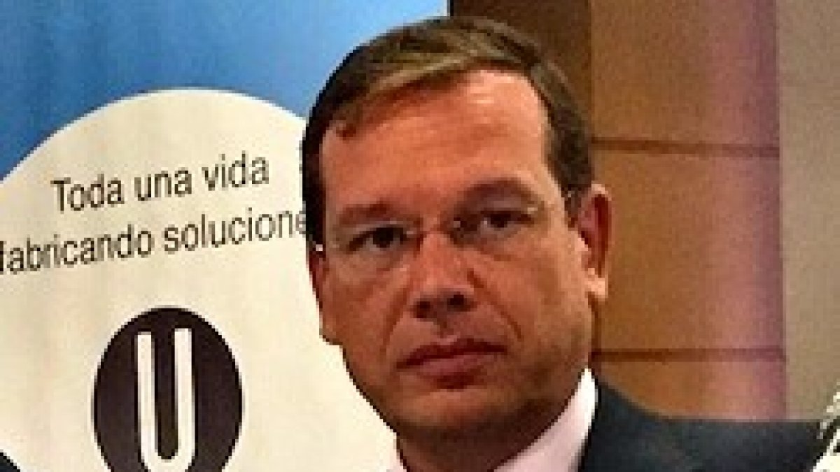 Alberto San Juan, en un momento del acto con las familias numerosas.