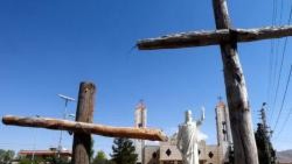 Plaza de la parroquia de Al-Qaa, en el centro de la ciudad... antes de los atentados suicidas