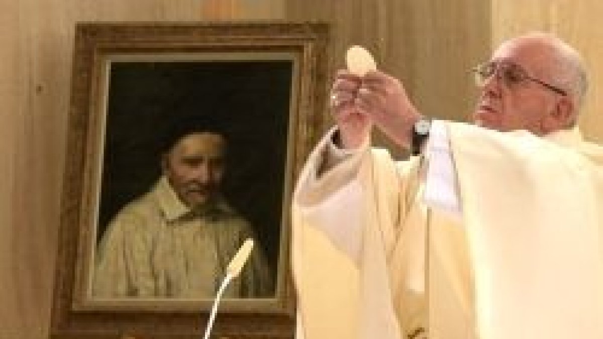 Francisco ha advertiodo de las ideologías de destruyen la Iglesia negando la encarnación de Cristo