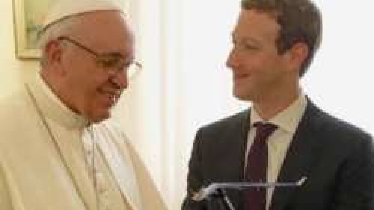 Mark Zuckerberg, durante una audiencia con el Papa Francisco