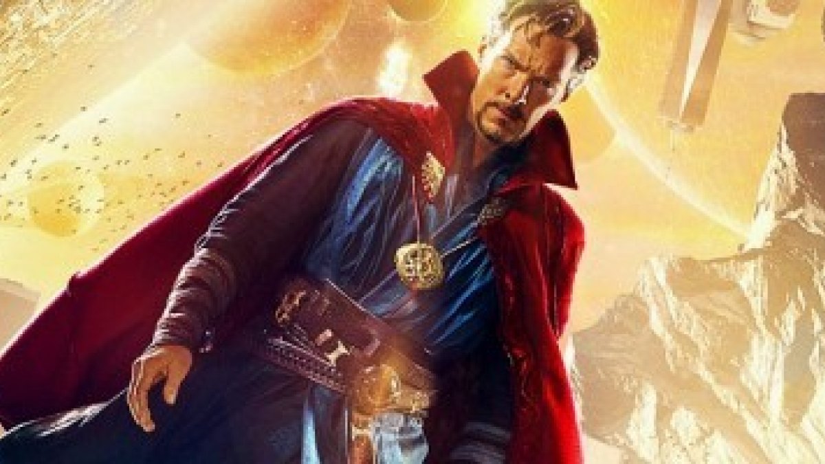 Era un neurocirujano materialista y hedonista, y pasó a un asombrado hechicero abierto al Misterio... es la historia del Doctor Strange, el Doctor Extraño en los cómics