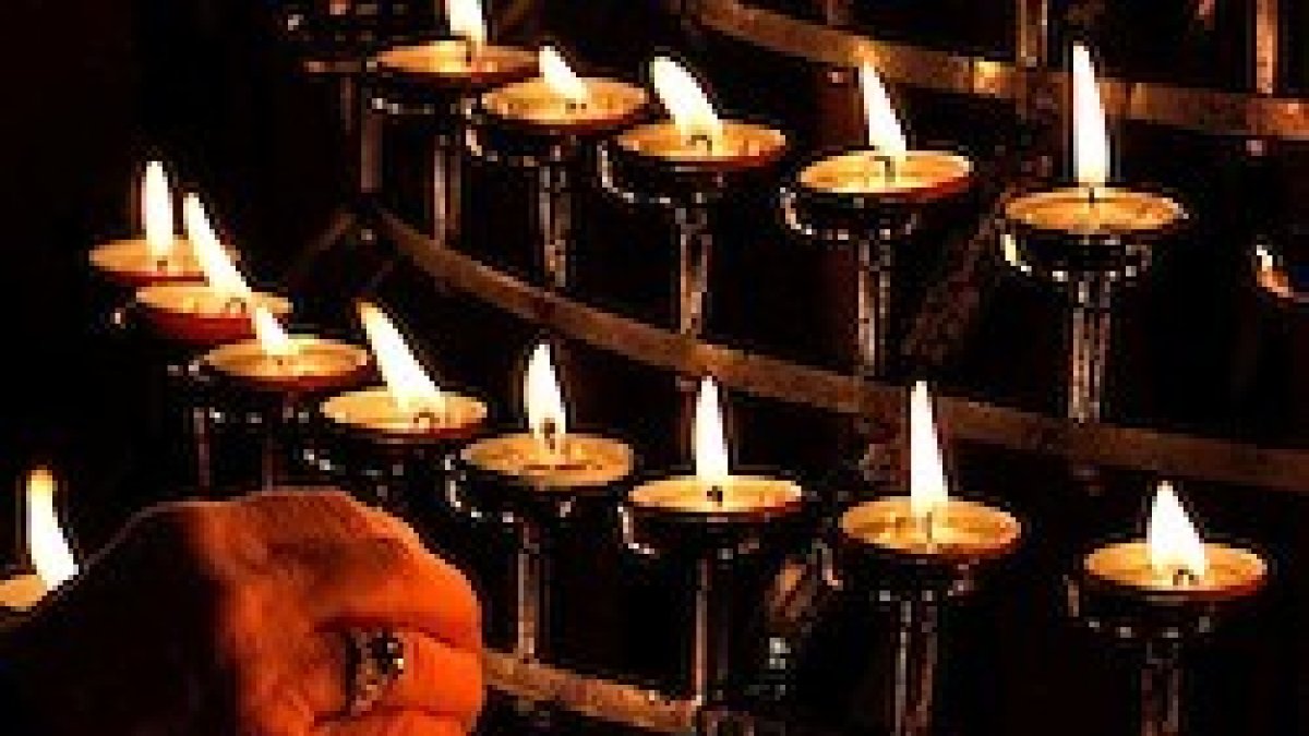 En el Evangelio, Jesús nos llama a situar la luz allí donde se vea: también en el ámbito digital.