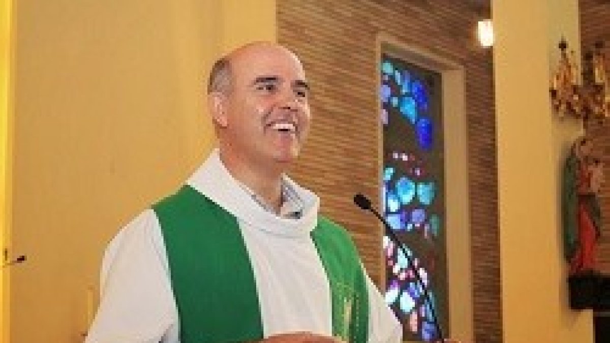 Patricio Larrosa, sacerdote de la Diócesis de Guadix, lleva 25 años en Honduras