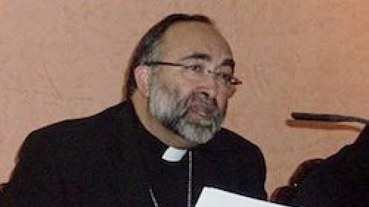 Jesús Sanz Montes, arzobispo de Oviedo, es también el actual comisario pontificio de la Unión Lumen Dei.