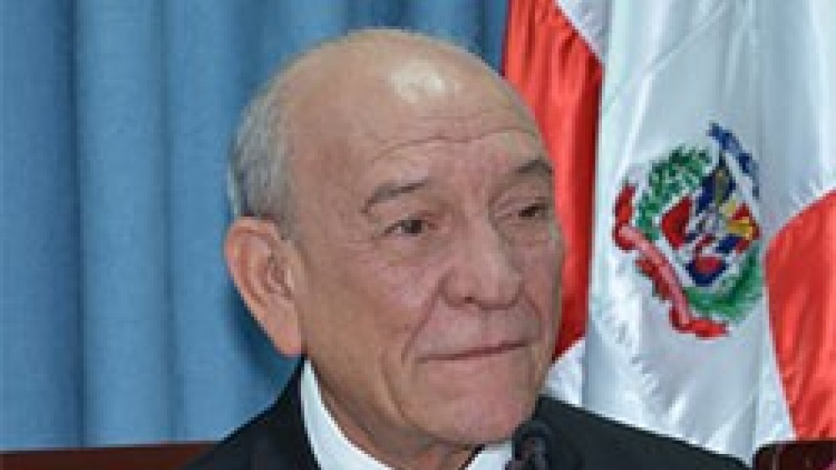 El senador Rafael Calderón, presidente de la comisión que estudió la reforma del Código Penal.