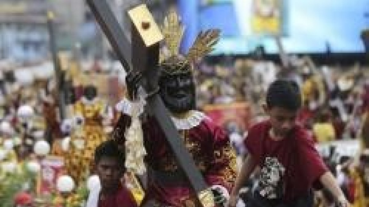 El Cristo Negro es una talla que llegó en 1607 a Filipinas procedente de México