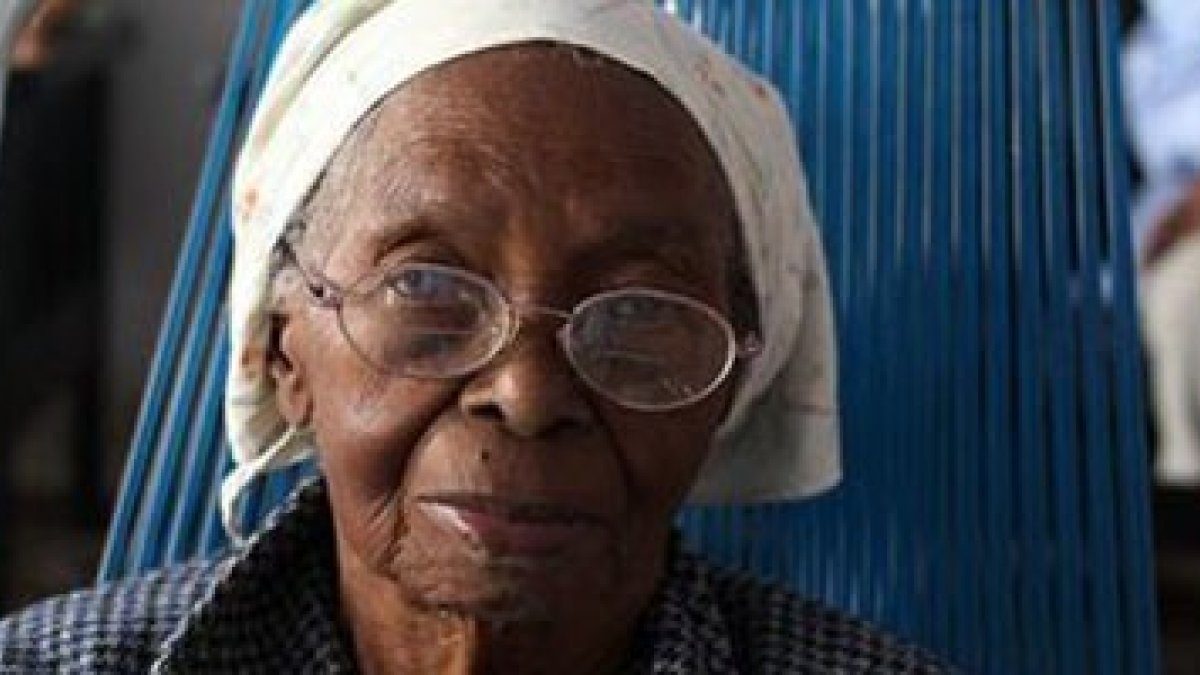 La Iglesia cubana es el recurso de los ancianos a quienes desatiende el Estado comunista.
