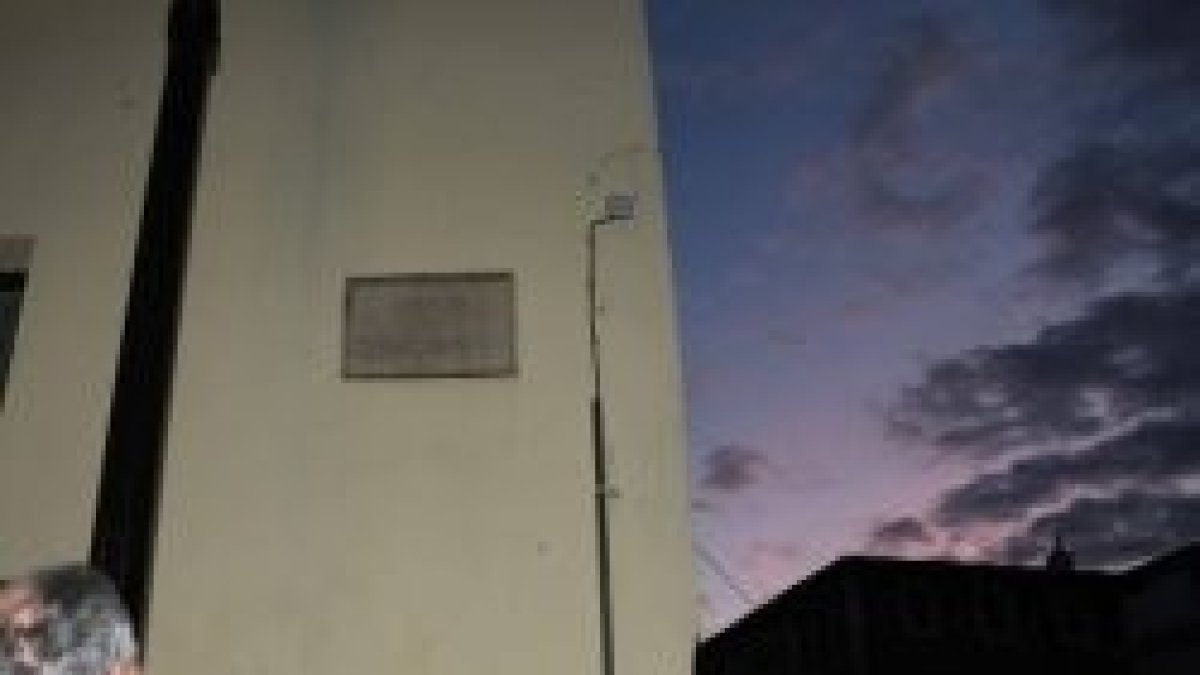 Los nombres de las calles a menudo reconocen a personas importantes del pasado