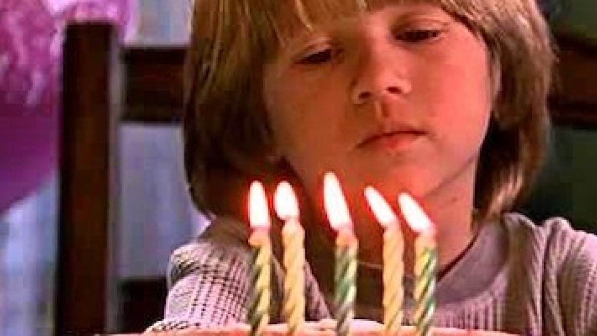 La tristeza de un cumpleaños en Mentiroso compulsivo, interpretada en 1997 por Jim Carrey y donde el divorcio está presente en clave de humor.