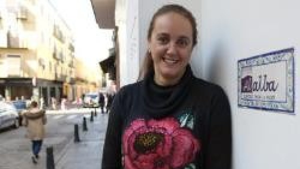 Marisa Cotolí, superiora de las oblatas en Sevilla, explica su trabajo para sacar mujeres de la prostitución