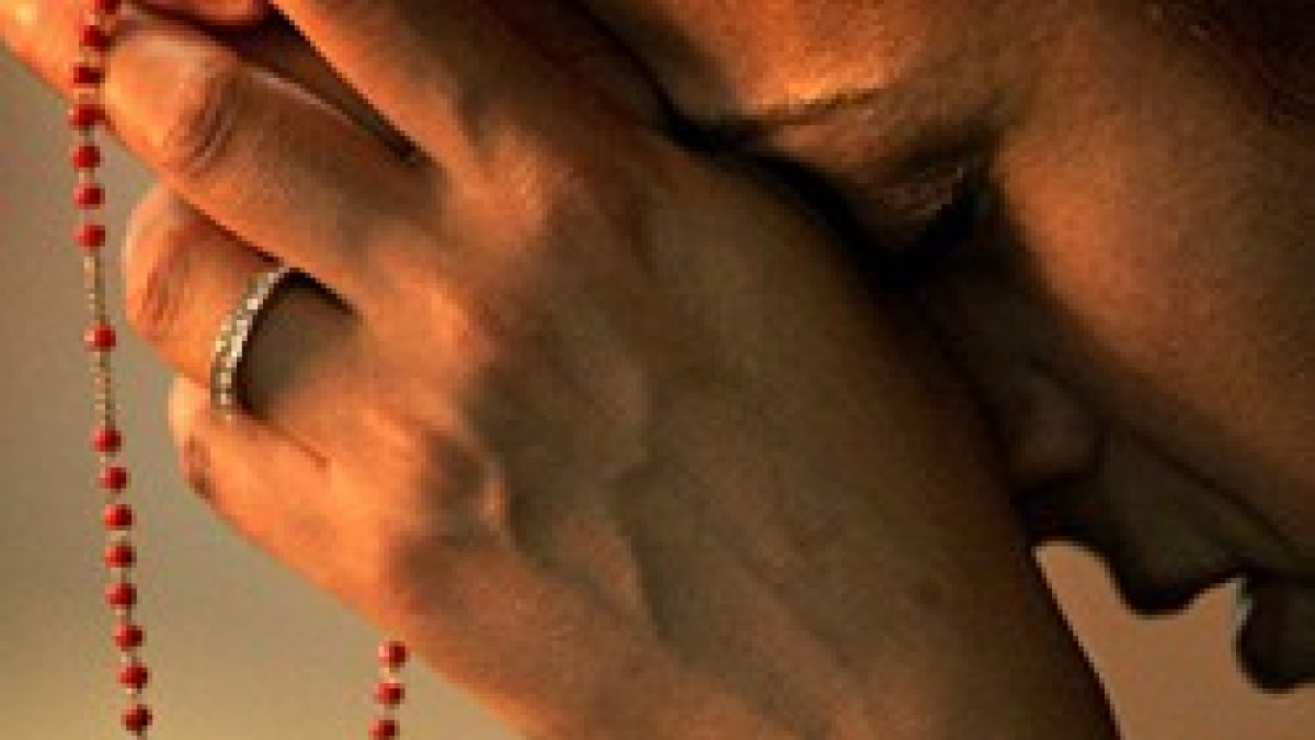 Las 15 promesas, las 10 bendiciones y los 7 beneficios de rezar el Santo Rosario