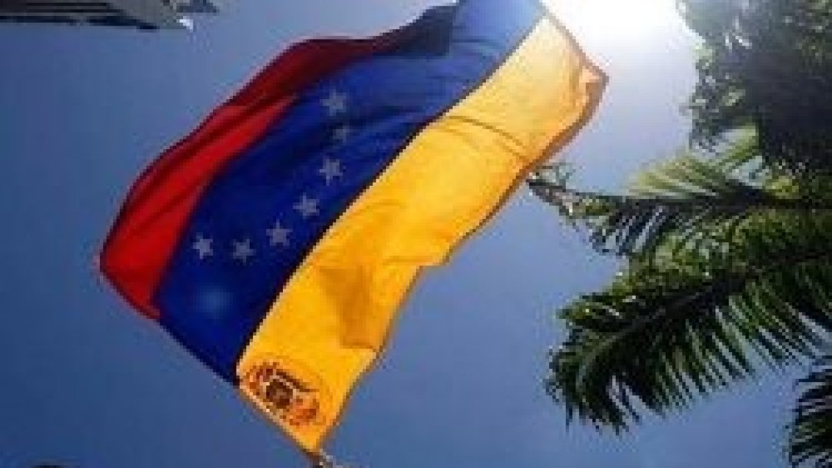 Los venezolanos se enfrentan a momentos de crisis y confusión