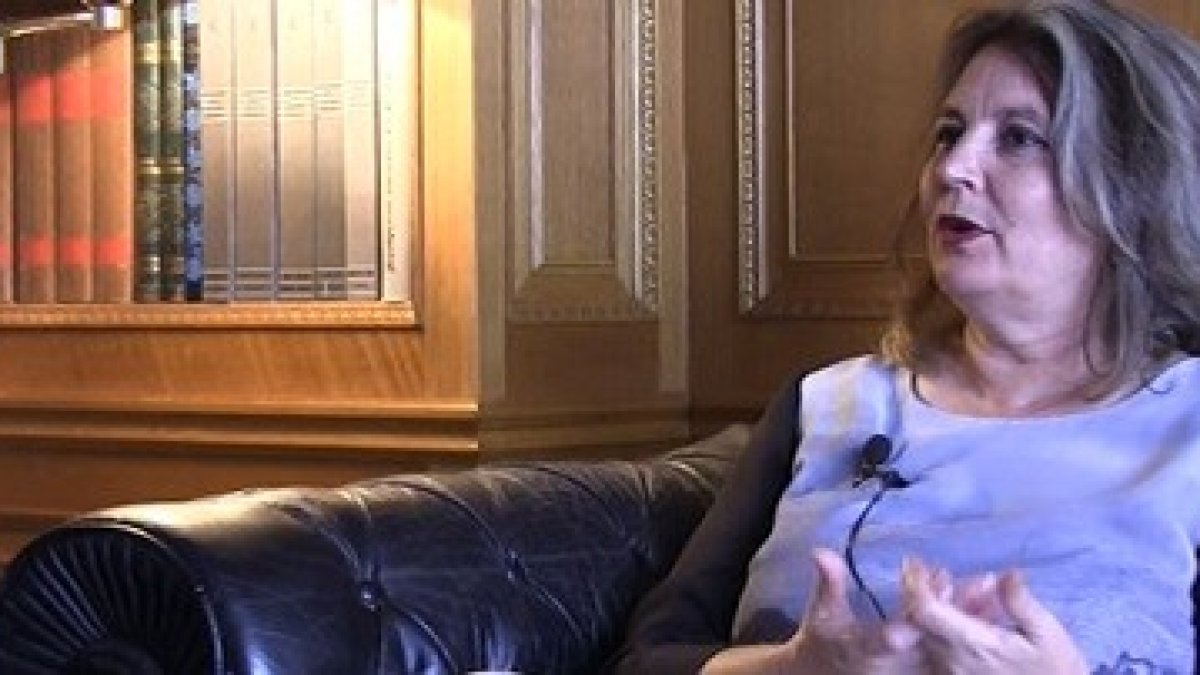 Elvira Roca explica los motivos por los que surge la leyenda negra