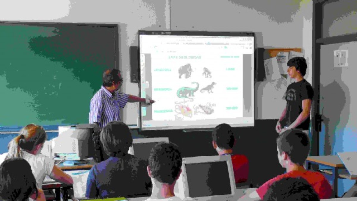 La Comunidad de Madrid planea implantar una asignatura para adoctrinamiento gay en las escuelas