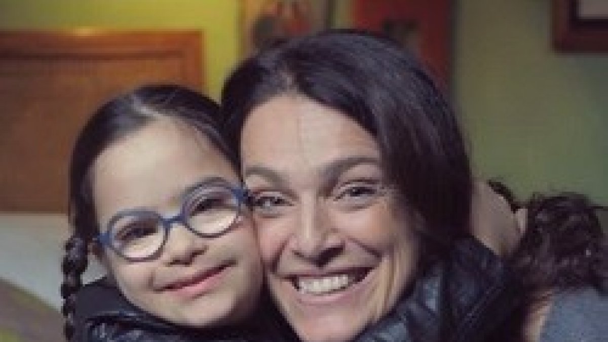 El anuncio muestra a los niños Down felices