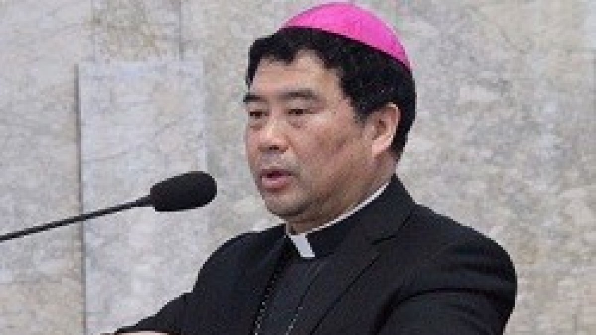 El obispo está retenido por el régimen chino y pretenden 