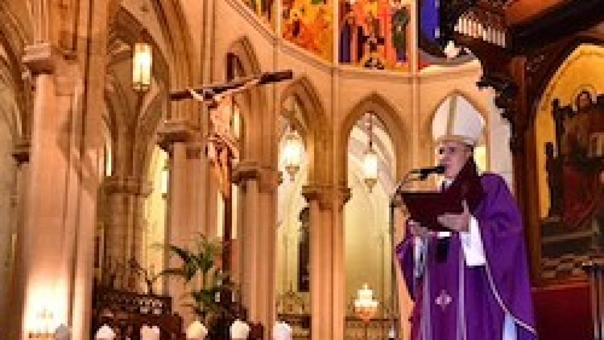 El cardenal Osoro destacó la cercanía y paternidad que le mostró siempre monseñor Echevarría.