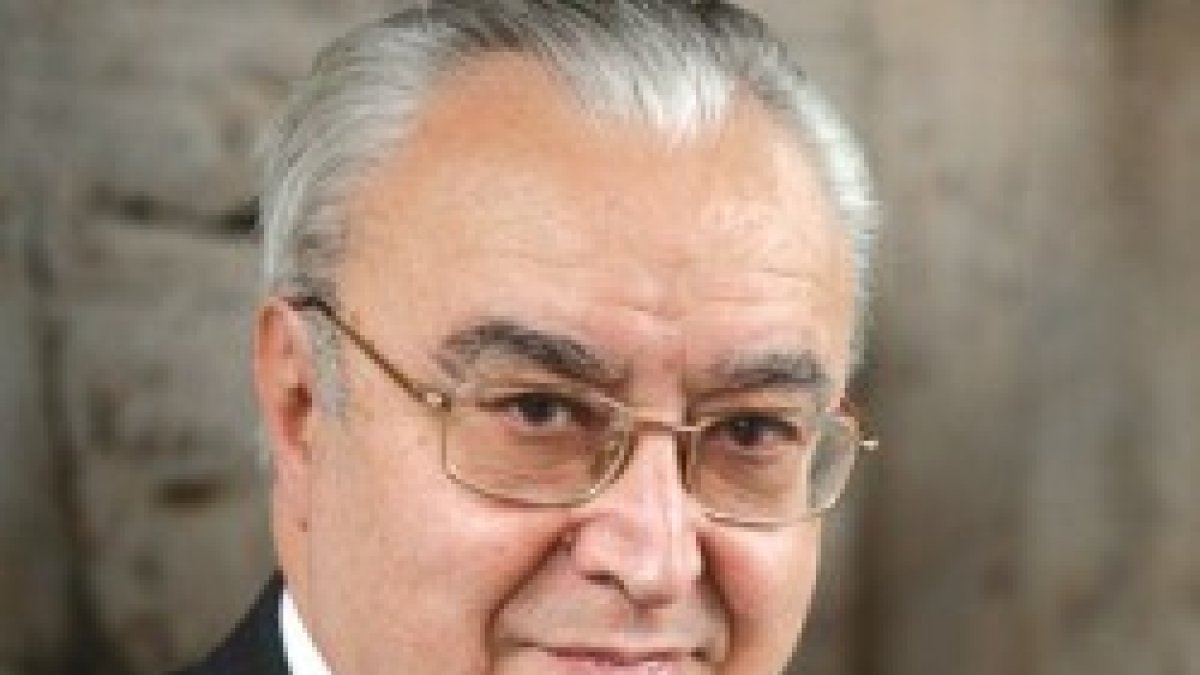 Pedro Trevijano es un sacerdote experto en ideología de género