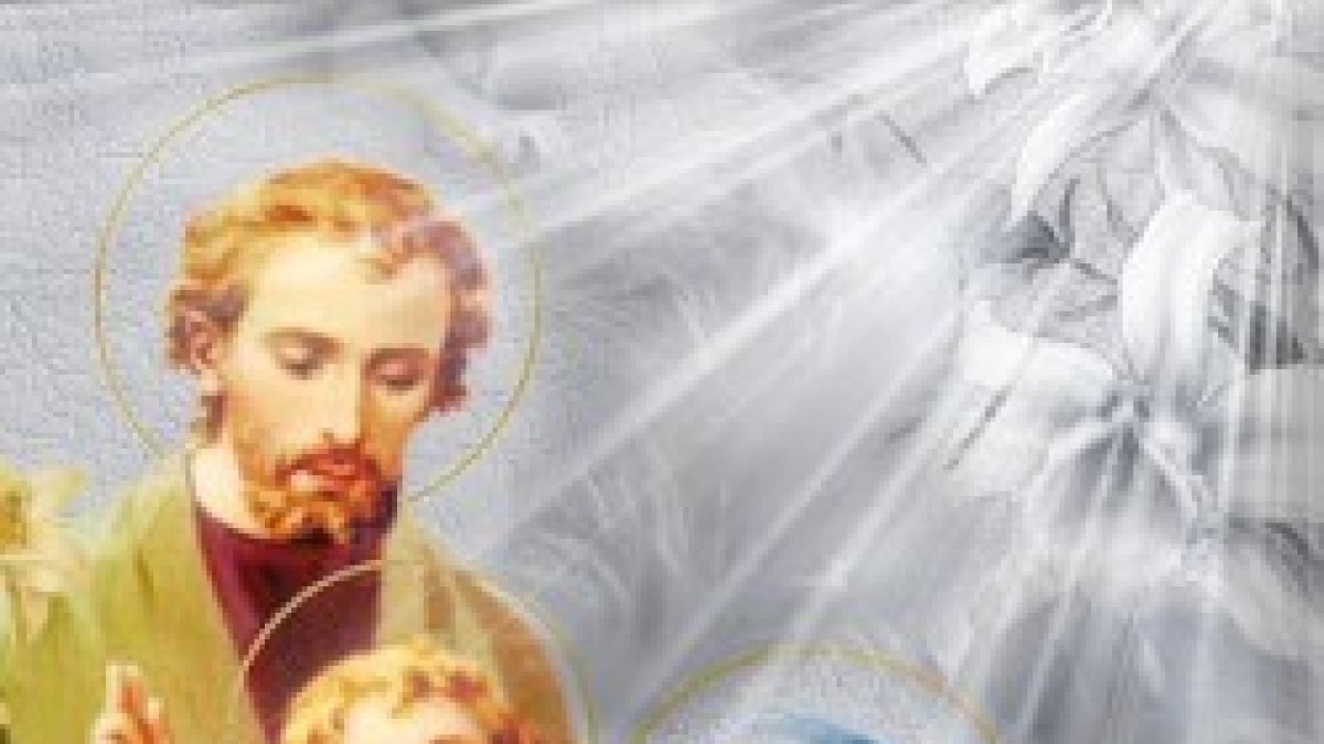 Sagrada Familia de Nazaret; enséñanos el recogimiento interior.