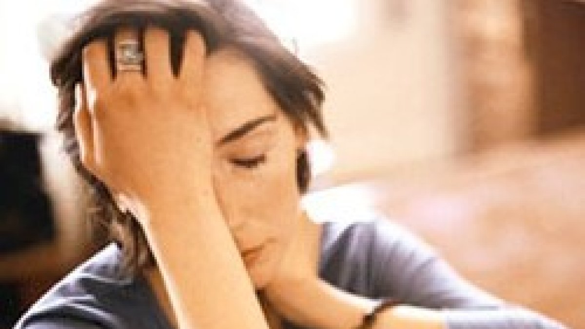 Una mujer triste y desolada