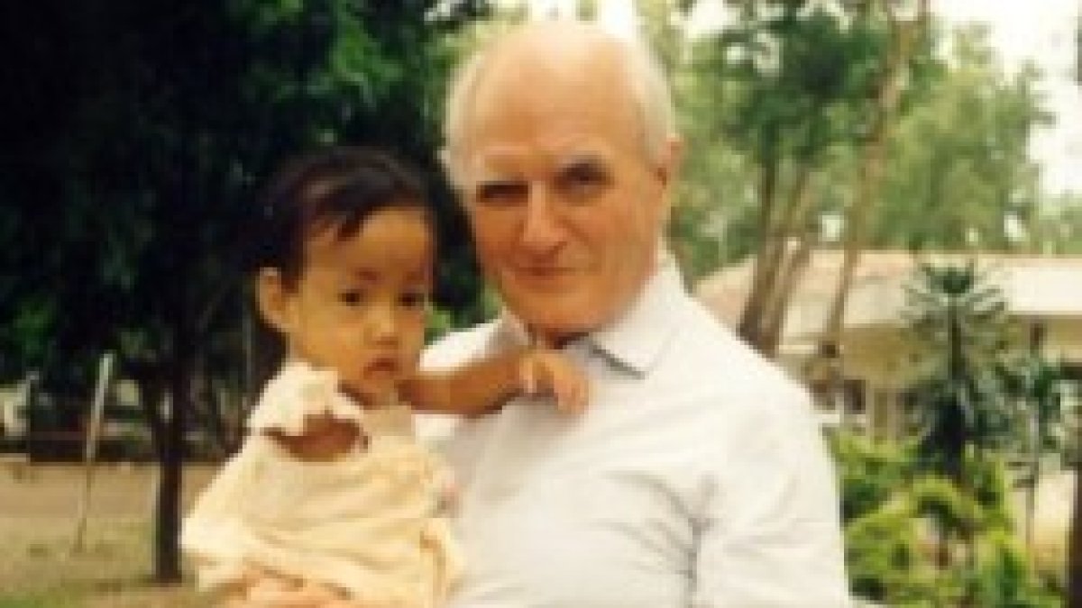 El misionero paúl Paul Janssen ha transformado las vidas de decenas de miles de niños discapacitados