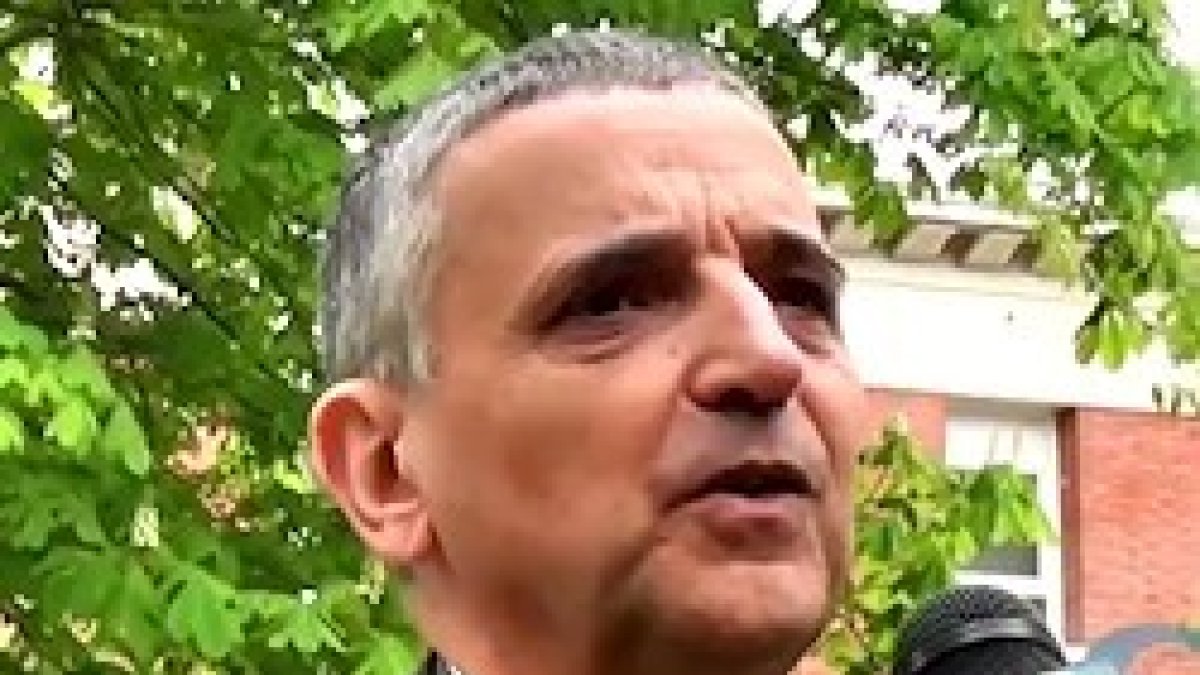 Monseñor Lebrun anunció el Jueves Santo la apertura del proceso de beatificación del padre Hamel.