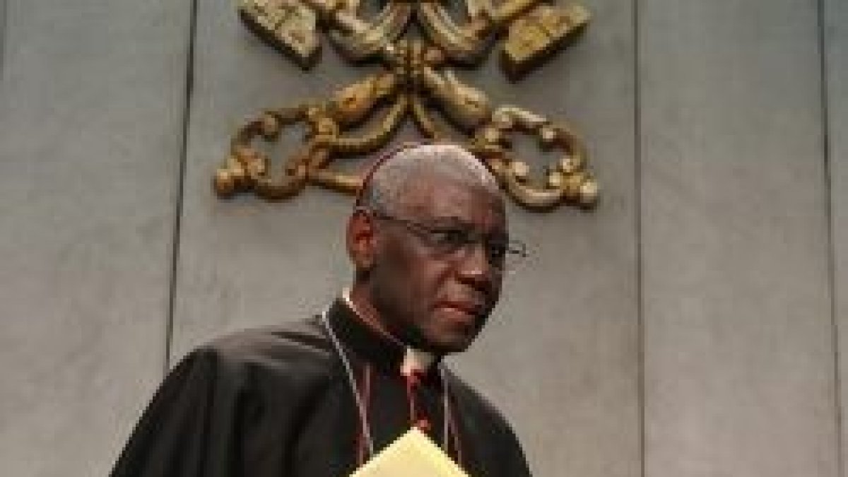 Robert Sarah está al frente de la Congregación del Culto Divino y los Sacramentos