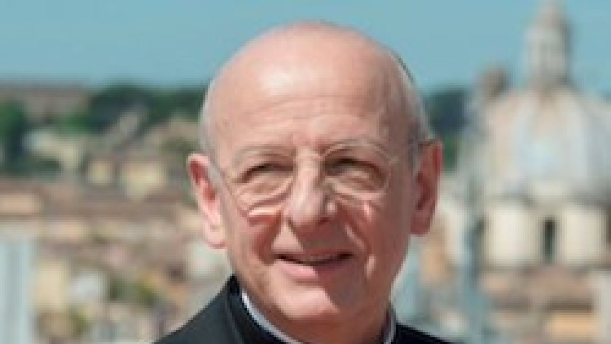 Monseñor Ocáriz era hasta ahora vicario auxiliar del Opus Dei.