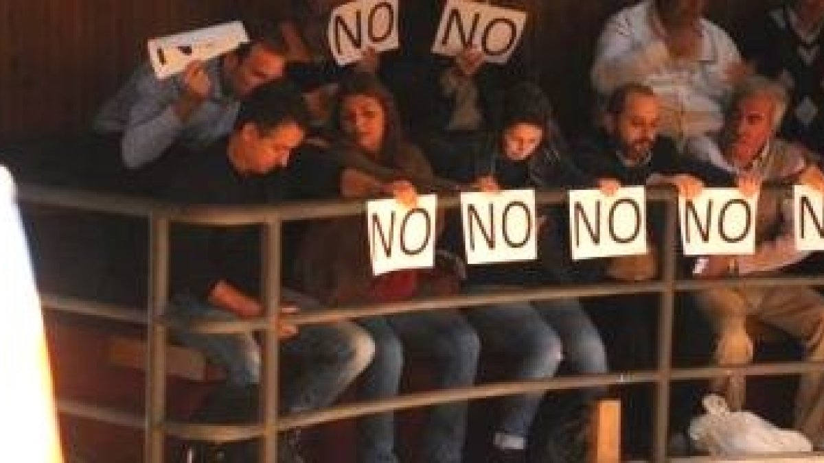 Votación en el gobierno municipal de Montevideo contra la estatua de la Virgen María