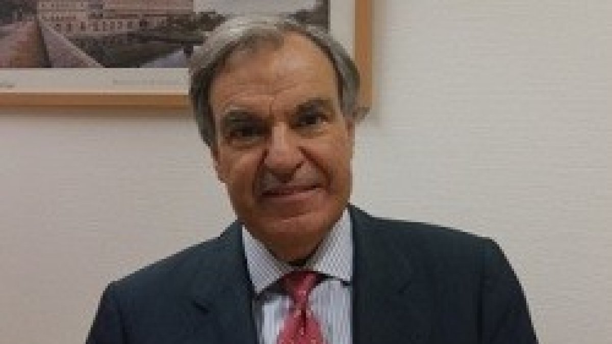 Luis Peral ha sido consejero del gobierno de Madrid y senador