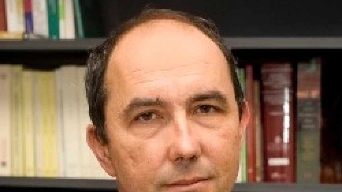 El filósofo Francisco José Contreras ha coordinado a los expertos de La Batalla por la Familia