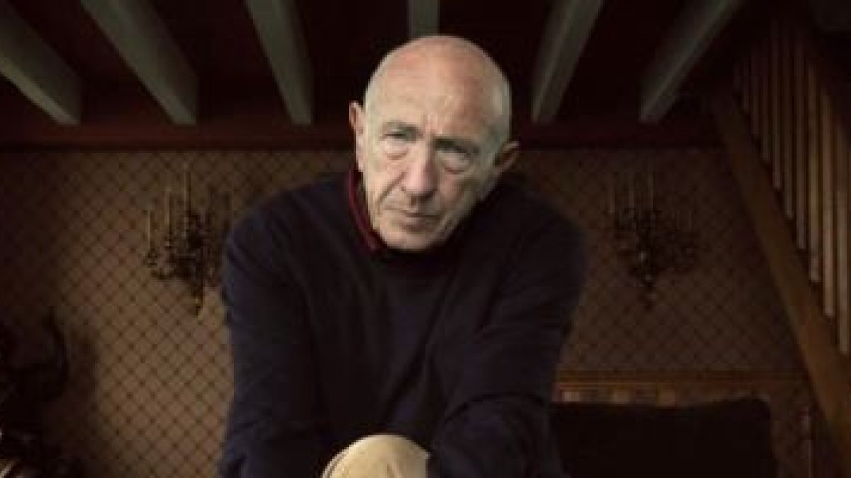 El filósofo Nicolas Grimaldi, de 82 años, asegura que cualquiera está a un paso de convertirse en fanático