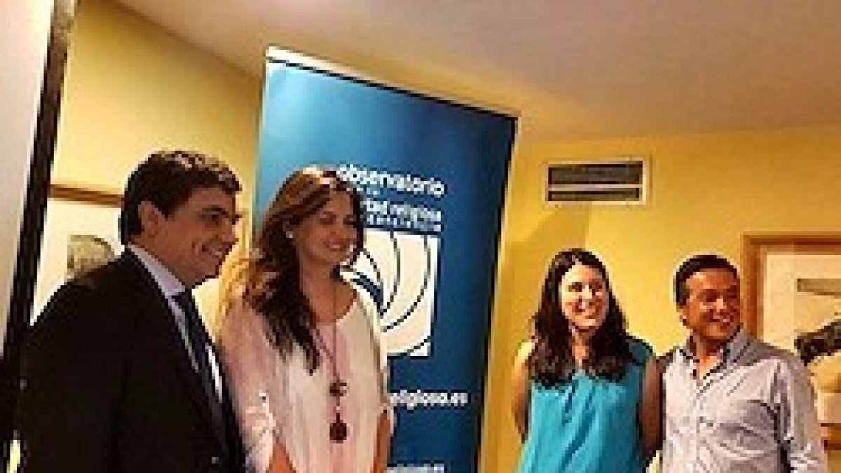 De izquierda a derecha: Jaime Rossell, Rocío López, María García y Luis Antequera.