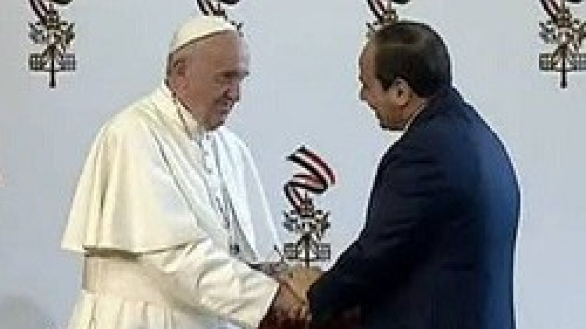 El Papa pidió a Egipto que lidere la paz en la región