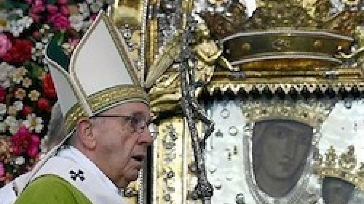 Francisco, ante la Virgen de San Lucas que presidió la misa en Bolonia.