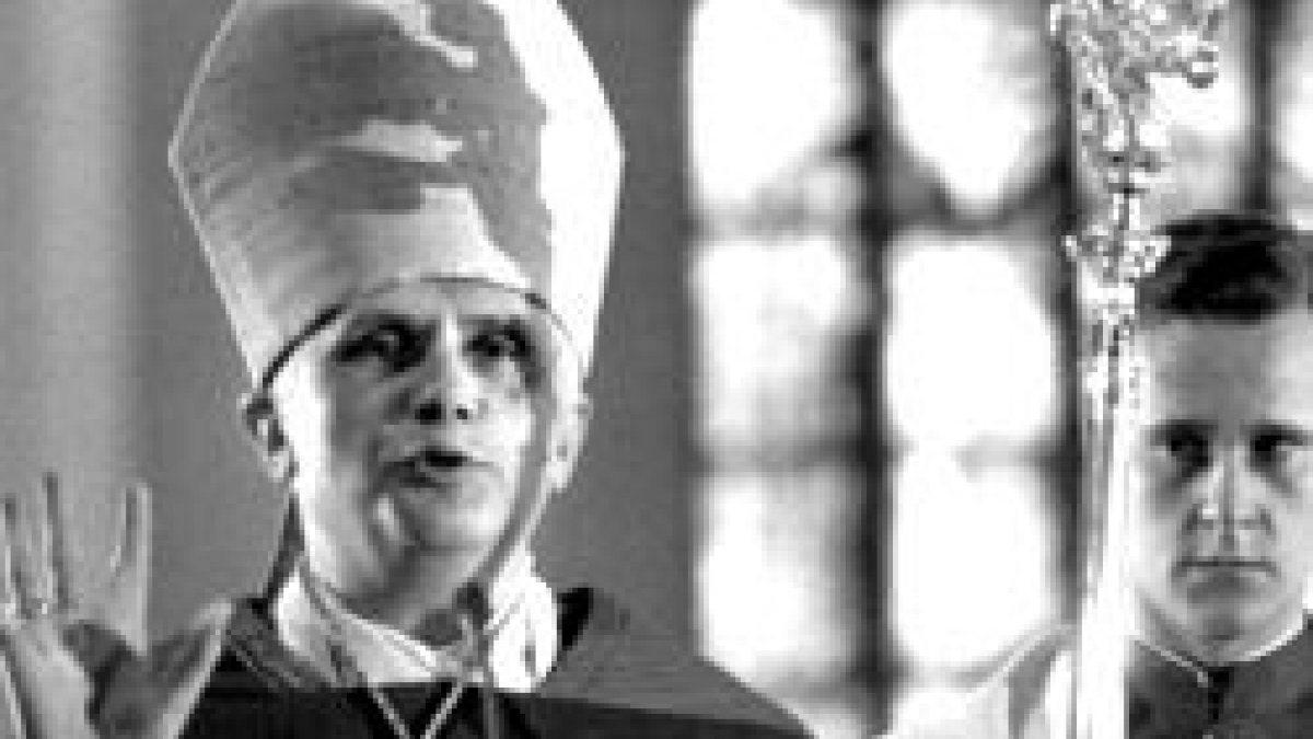 Un Joseph Ratzinger de 50 años en la homilía de su consagración episcopal en 1977