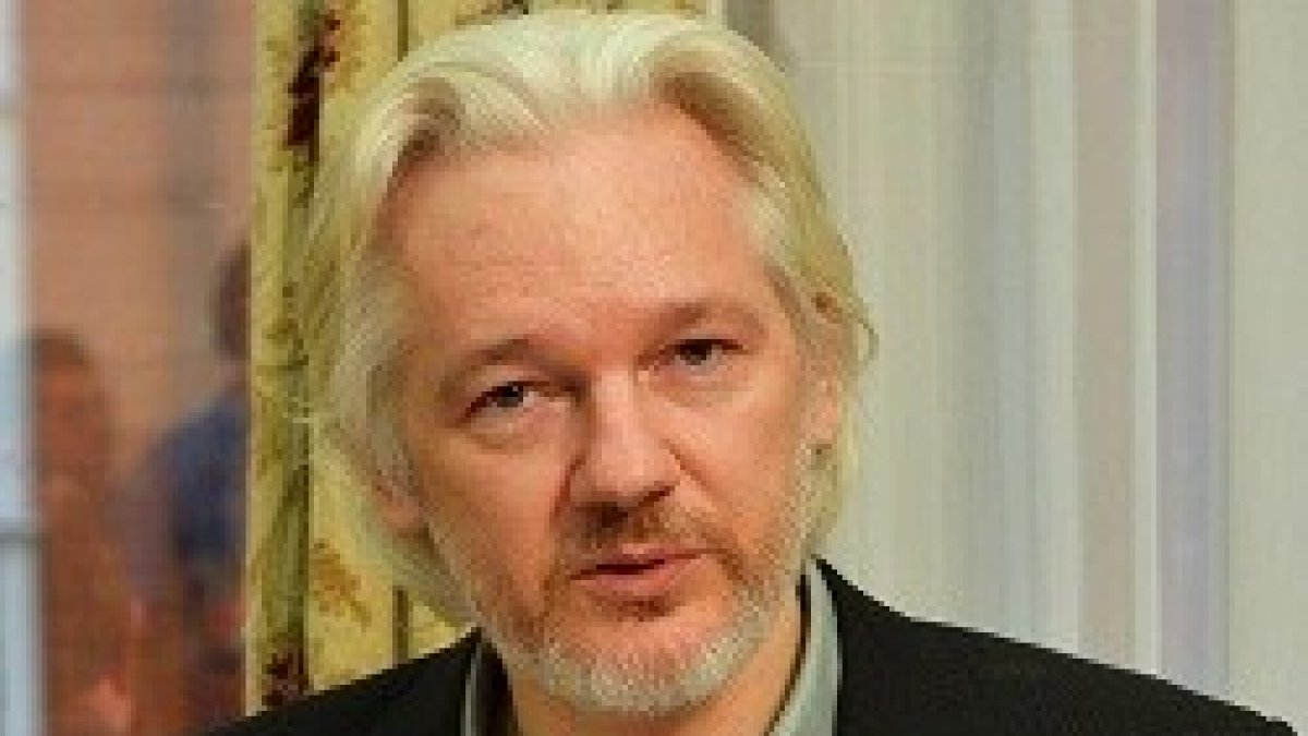Assange está acusado de diferentes delitos tanto en EEUU como en Suecia