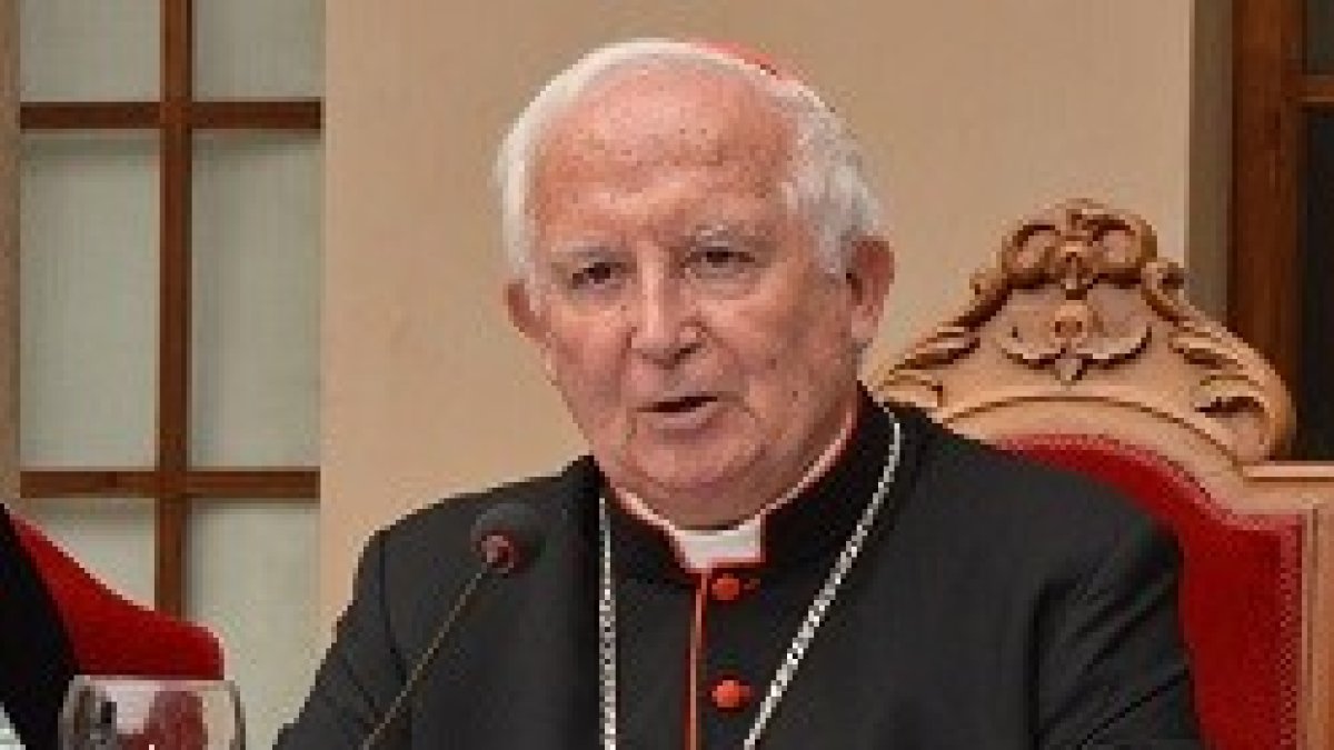 El cardenal Cañizares ha inaugurado este lunes el curso en la Universidad Católica de Valencia