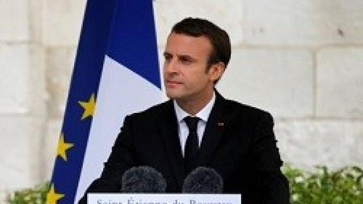 El presidente de Francia ha puesto al padre Hamel como ejemplo para los franceses