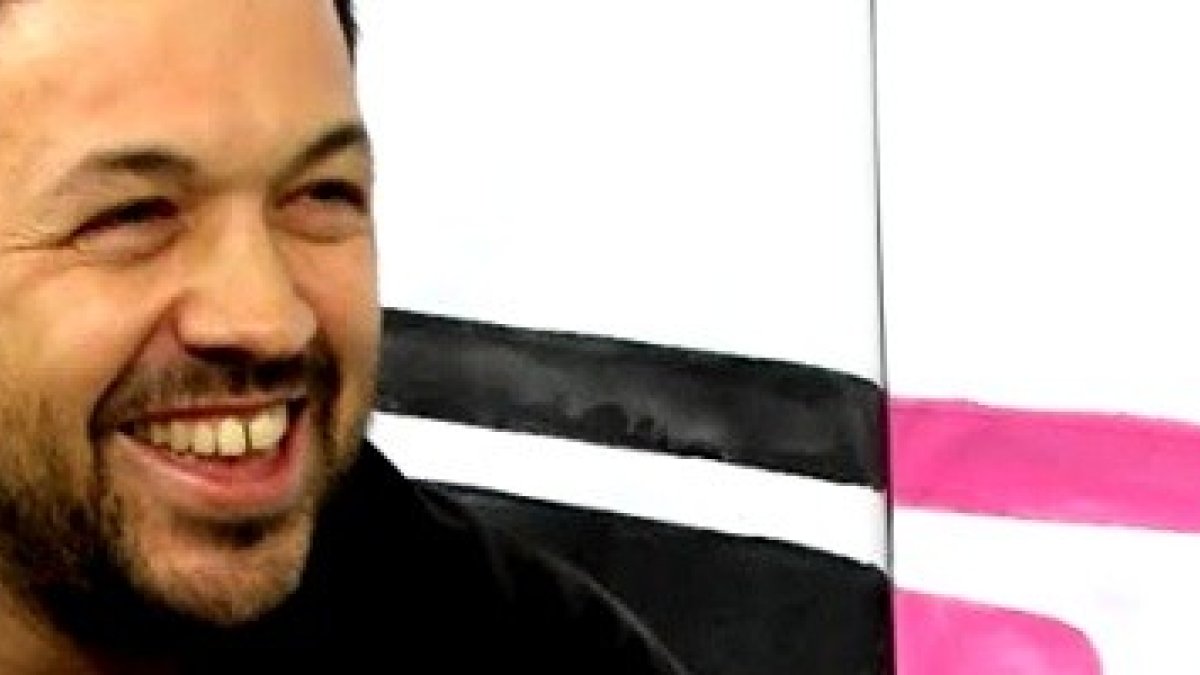 Leonardo Paredes cuenta en HM Televisión cómo dejó el mundo de la adivinación y la brujería