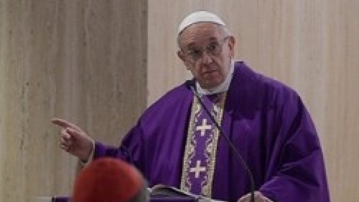 El Papa Francisco predica los Evangelios del Adviento