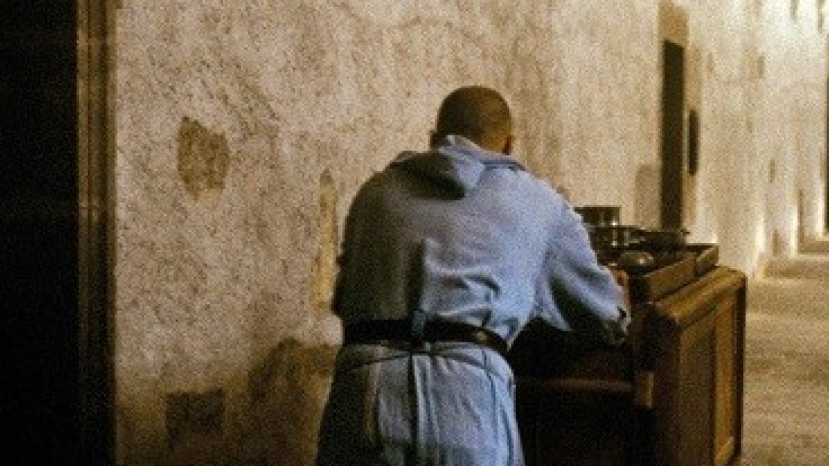 El sacerdote, autor del libro, pasó cuatro meses con los cartujos de Calabria (Italia)