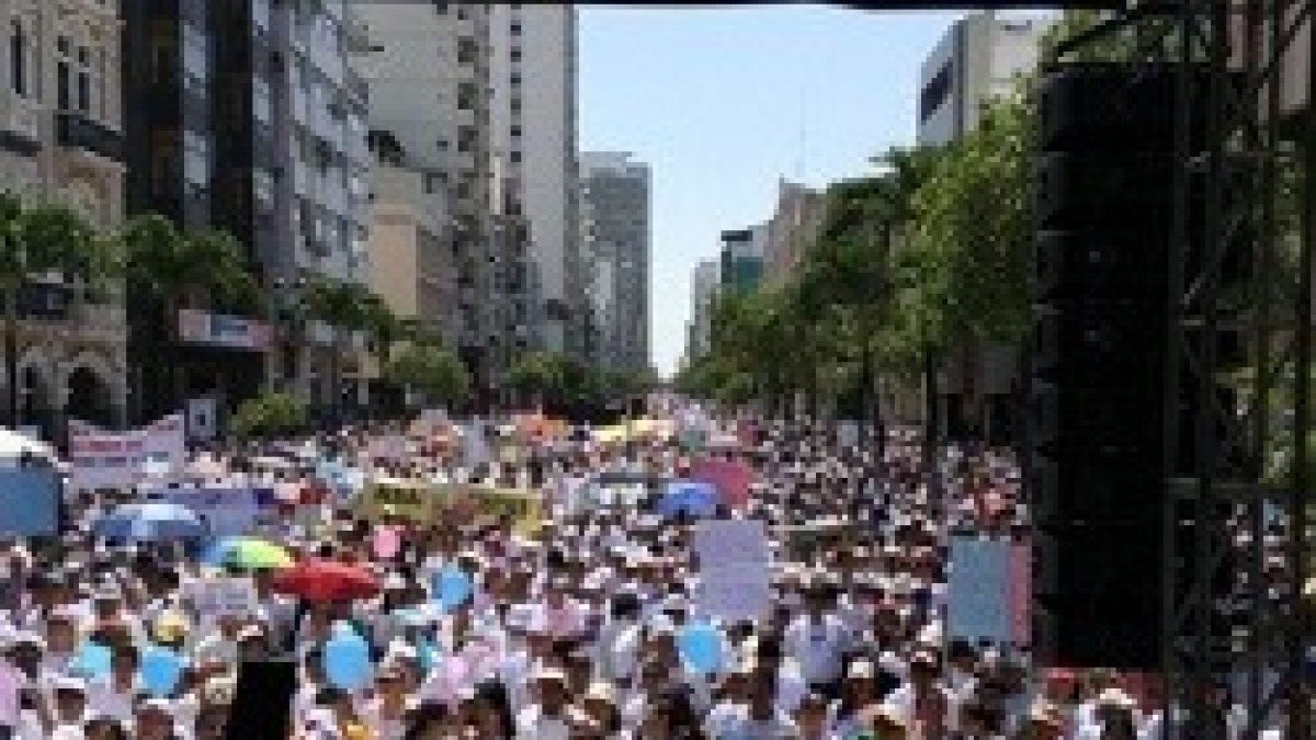 La marcha contó con el apoyo de numerosos católicos