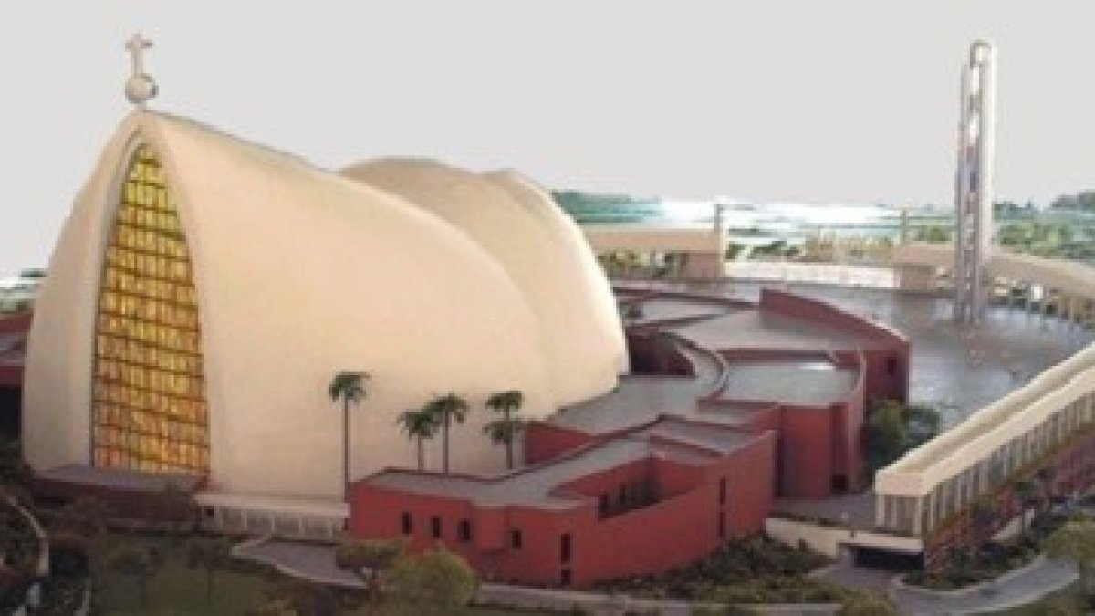 El santuario de los mártires está en estos momentos a medio construir. Así estará cuando esté completamente concluido