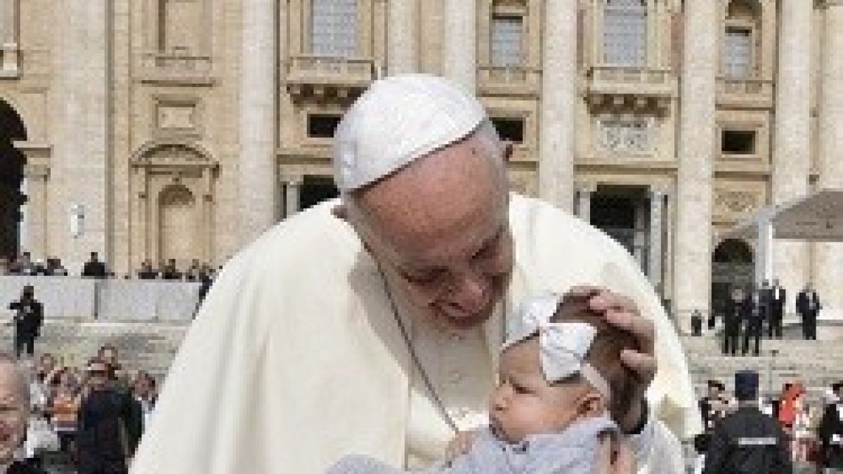 El Papa habló del bautismo, concretamente del agua, en su catequesis de este miércoles / Vatican Media