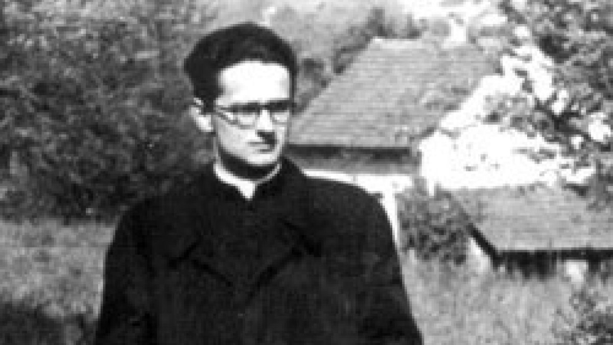 Janos Brenner llevaba solo 2 años de sacerdote cuando lo asesinaron, a los 26 años