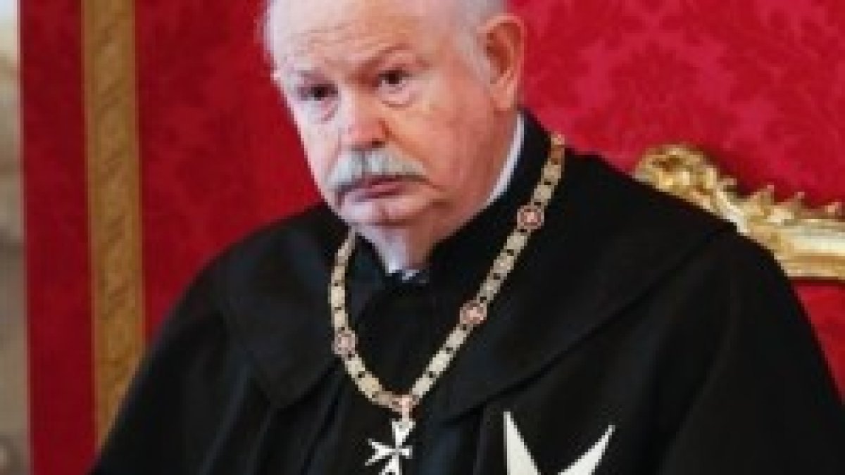 Giacomo dalla Torre se pone, de por vida, al frente de la Orden de Malta, un organismo caritativo y diplomático peculiar