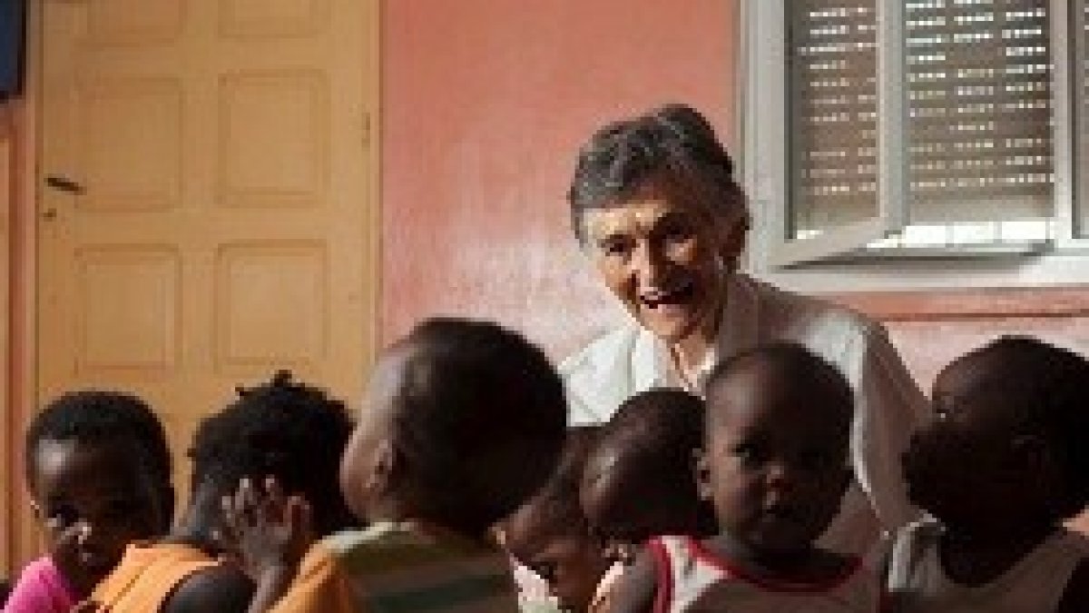 Sor Justina es directora de la Pouponnière de Dakar desde 1996
