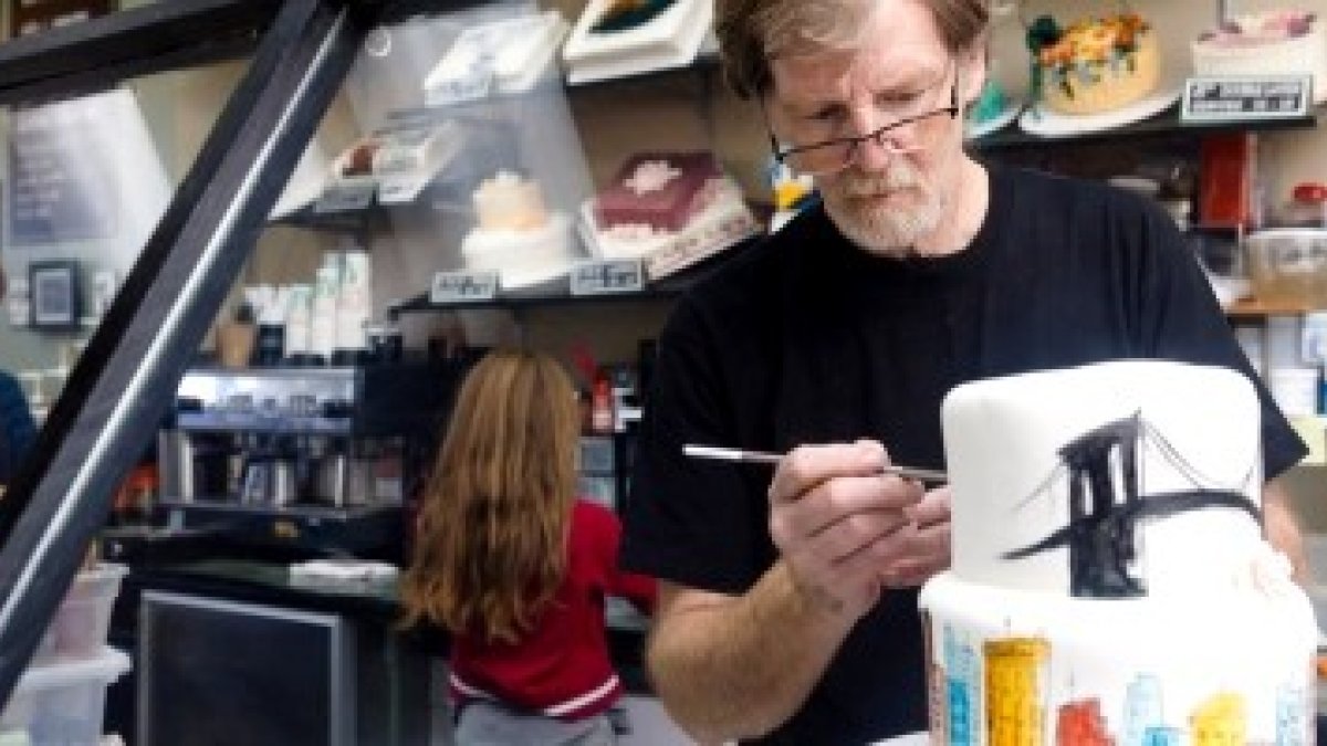 Jack Phillips, maestro pastelero, cristiano convencido, plantó cara 6 años a los abogados del lobby gay... y ganó